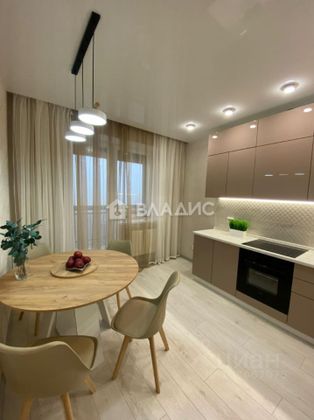 Продажа 2-комнатной квартиры 60,3 м², 16/17 этаж