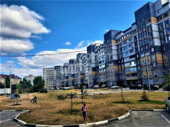 Продажа 1-комнатной квартиры 46 м², 2/10 этаж