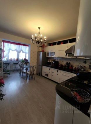 Продажа 2-комнатной квартиры 76 м², 13/17 этаж