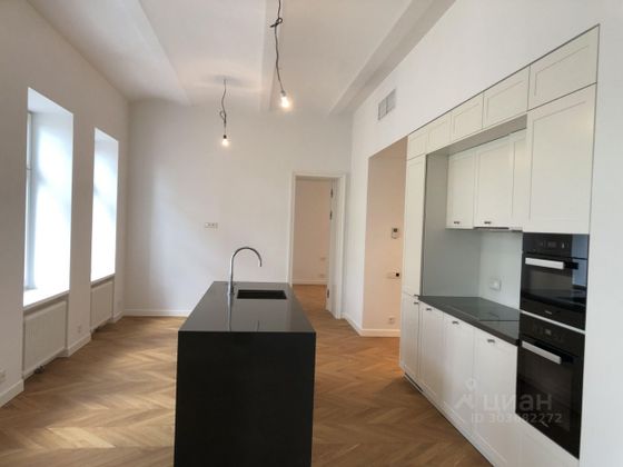 Продажа 2-комнатной квартиры 110 м², 4/5 этаж