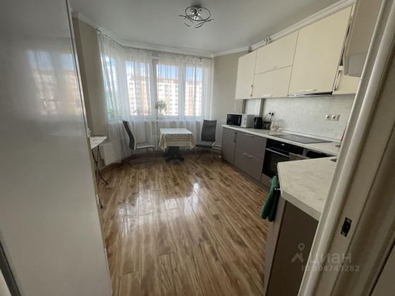 Продажа 2-комнатной квартиры 58,5 м², 13/17 этаж