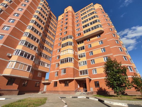 Продажа 2-комнатной квартиры 81 м², 13/13 этаж