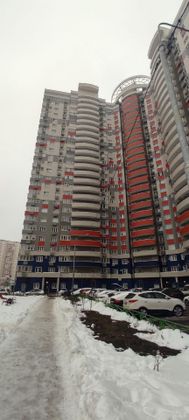 Продажа 2-комнатной квартиры 60 м², 17/25 этаж