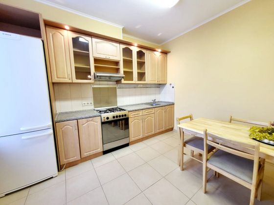 Продажа 2-комнатной квартиры 58,6 м², 2/5 этаж