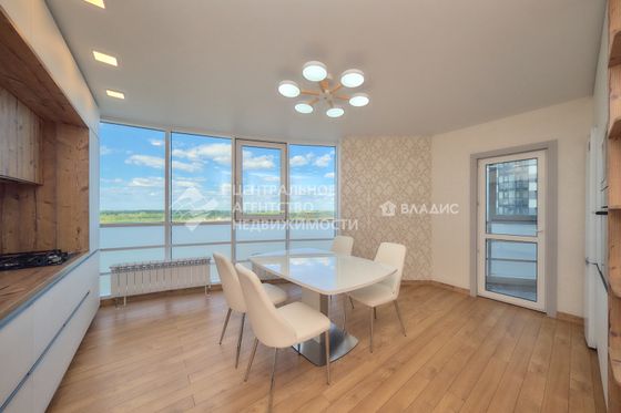 Продажа 3-комнатной квартиры 90,1 м², 10/26 этаж