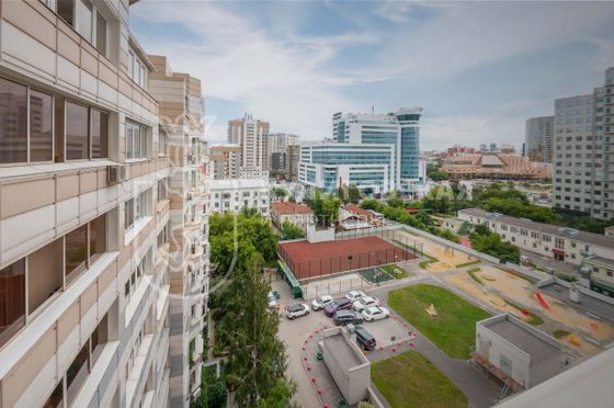 Продажа 3-комнатной квартиры 126,9 м², 10/17 этаж