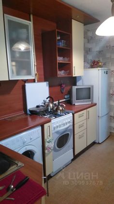 Продажа 3-комнатной квартиры 60 м², 2/9 этаж