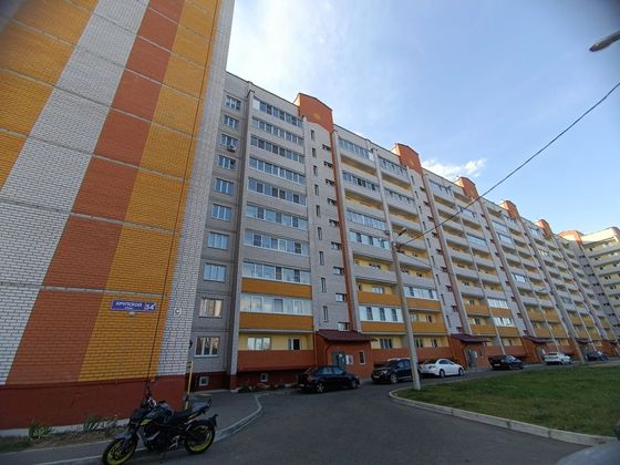 Продажа 2-комнатной квартиры 63,8 м², 1/10 этаж