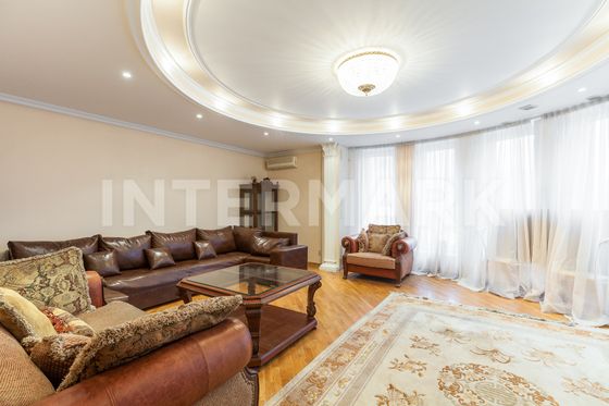 Продажа 3-комнатной квартиры 128 м², 3/18 этаж