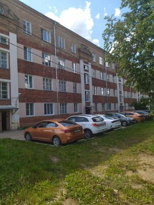 Продажа 4-комнатной квартиры 67 м², 3/4 этаж