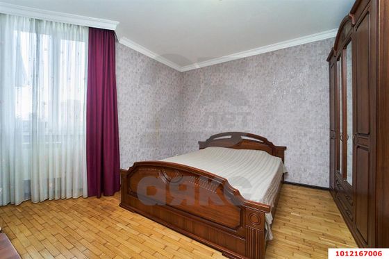 Продажа 2-комнатной квартиры 65 м², 4/5 этаж