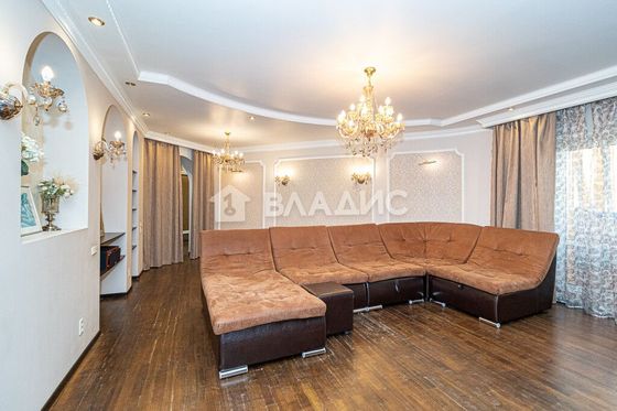 Продажа 3-комнатной квартиры 145 м², 5/6 этаж