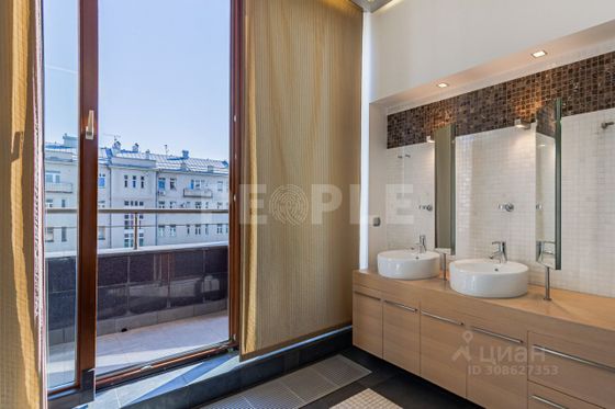 Продажа 4-комнатной квартиры 340 м², 6/6 этаж