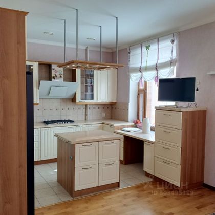 Аренда многокомнатной квартиры 158 м², 2/8 этаж