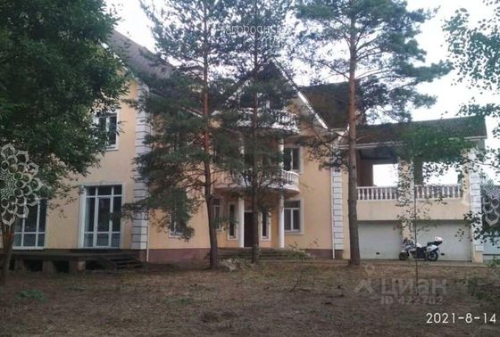 Продажа дома, 495 м², с участком 15 соток