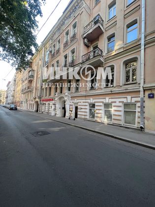 Продажа 2-комнатной квартиры 70 м², 2/5 этаж