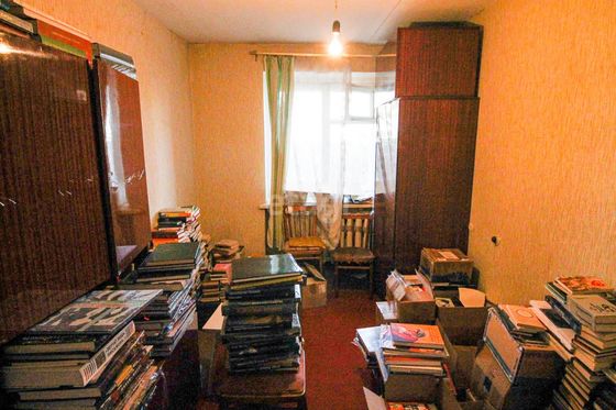 Продажа 2-комнатной квартиры 42 м², 1/5 этаж