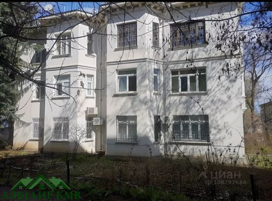 Продажа 3-комнатной квартиры 73 м², 3/3 этаж