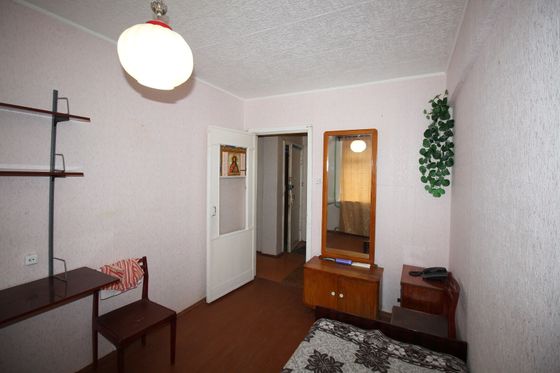 Продажа 4-комнатной квартиры 57,2 м², 4/5 этаж