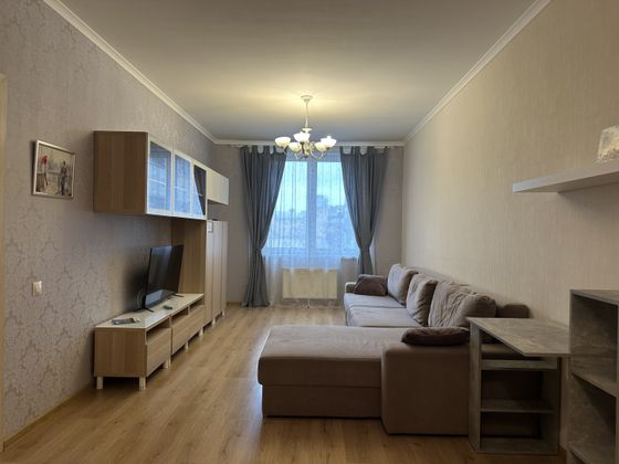 Аренда 1-комнатной квартиры 50 м², 6/14 этаж