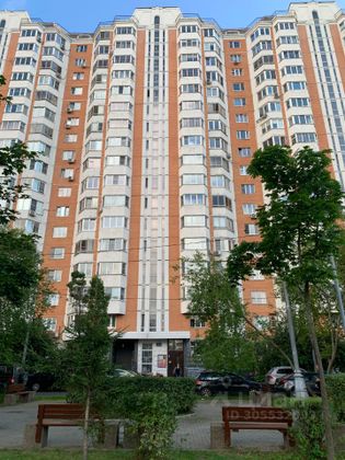 Продажа 2-комнатной квартиры 50 м², 1/17 этаж