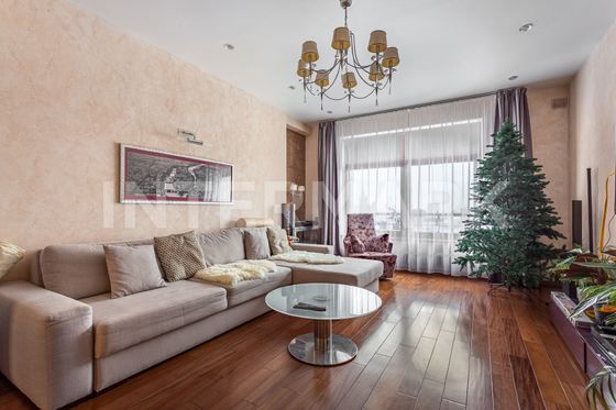 Продажа 3-комнатной квартиры 119,7 м², 17/21 этаж