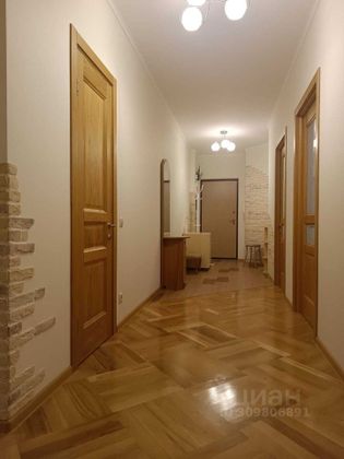 Продажа 4-комнатной квартиры 120 м², 3/33 этаж