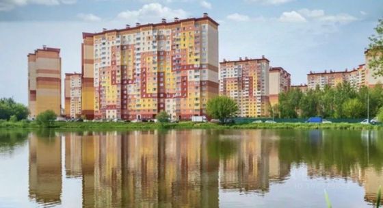 Продажа 2-комнатной квартиры 61,7 м², 15/17 этаж