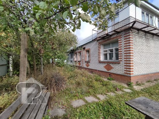 Продажа дома, 143 м², с участком 10,5 сотки