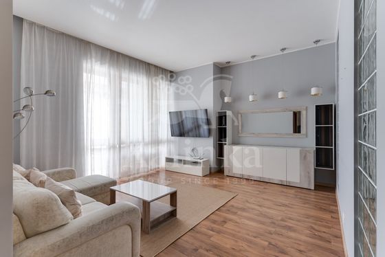 Продажа 3-комнатной квартиры 130 м², 5/6 этаж