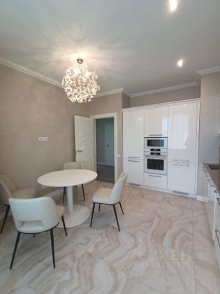 Продажа 2-комнатной квартиры 82,6 м², 13/37 этаж