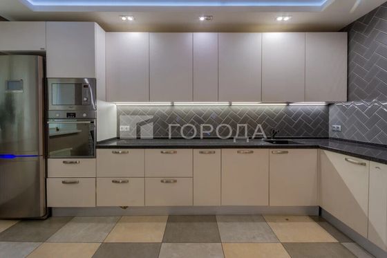 Продажа 3-комнатной квартиры 85 м², 1/17 этаж