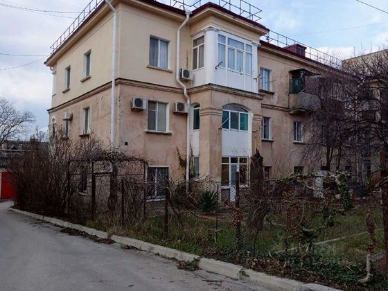 Продажа 2-комнатной квартиры 60 м², 1/3 этаж