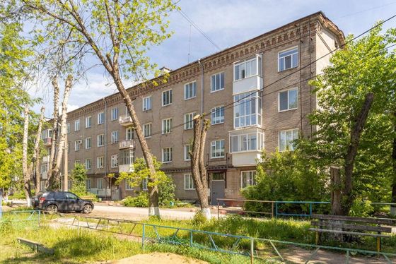 Продажа 1-комнатной квартиры 35,8 м², 2/4 этаж