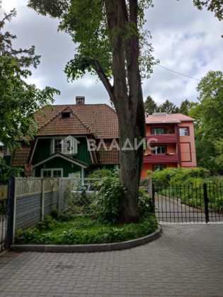 Продажа многокомнатной квартиры 105 м², 2/3 этаж