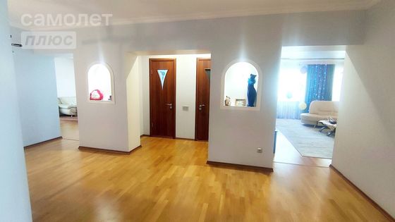 Продажа 2-комнатной квартиры 149 м², 8/12 этаж