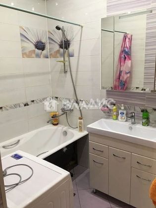 Продажа 2-комнатной квартиры 57 м², 1/5 этаж