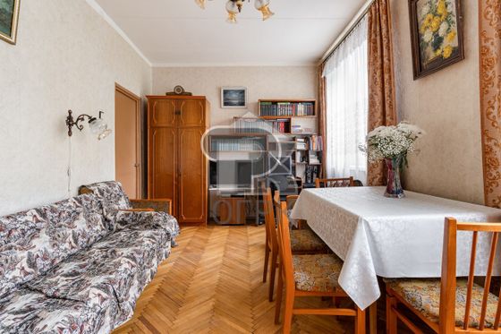 Продажа 2-комнатной квартиры 55 м², 4/8 этаж