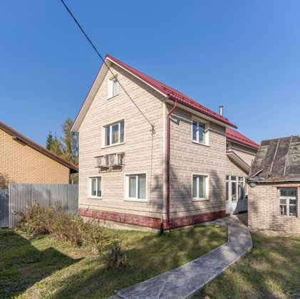 Продажа дома, 177 м², с участком 9,8 сотки