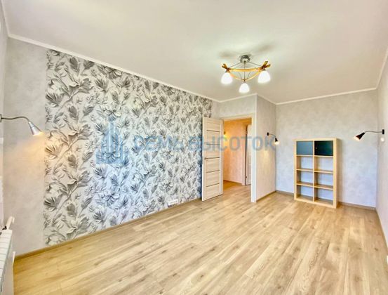 Продажа 3-комнатной квартиры 62,2 м², 8/12 этаж