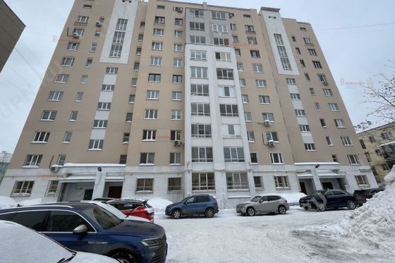 Продажа 3-комнатной квартиры 82 м², 1/10 этаж