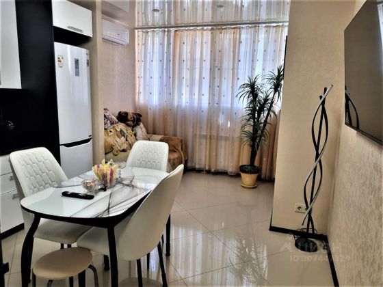 Продажа 1-комнатной квартиры 45 м², 3/10 этаж