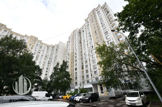 Продажа 2-комнатной квартиры 52 м², 13/17 этаж