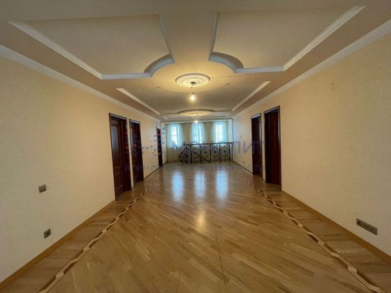 Продажа дома, 440 м², с участком 18 м²