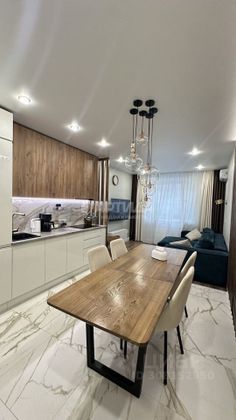 Продажа 2-комнатной квартиры 72 м², 2/9 этаж