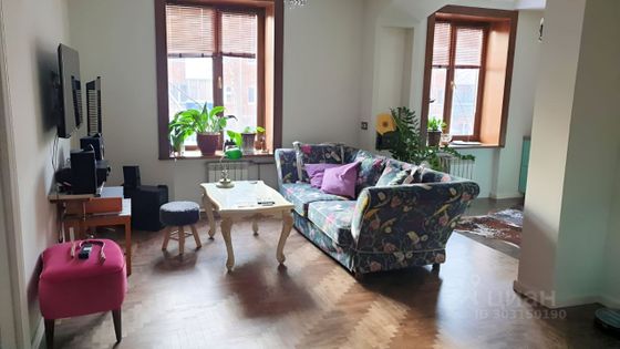 Продажа 2-комнатной квартиры 52 м², 3/5 этаж