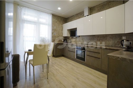 Продажа 2-комнатной квартиры 77 м², 2/17 этаж