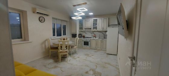 Продажа дома, 90 м², с участком 2 сотки