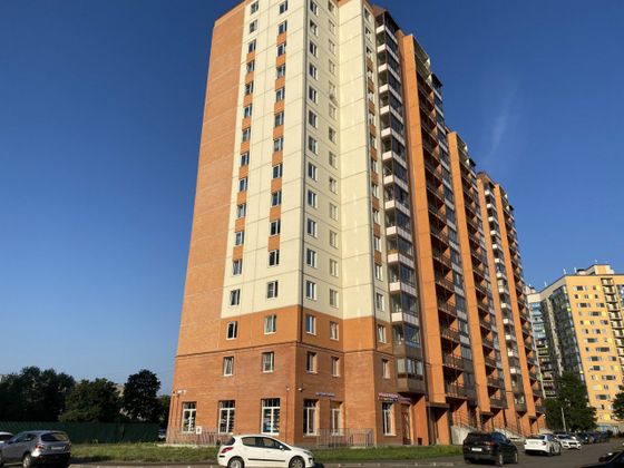 Продажа 2-комнатной квартиры 63,6 м², 8/16 этаж