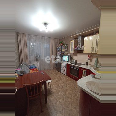 Продажа 1-комнатной квартиры 67,6 м², 2/10 этаж